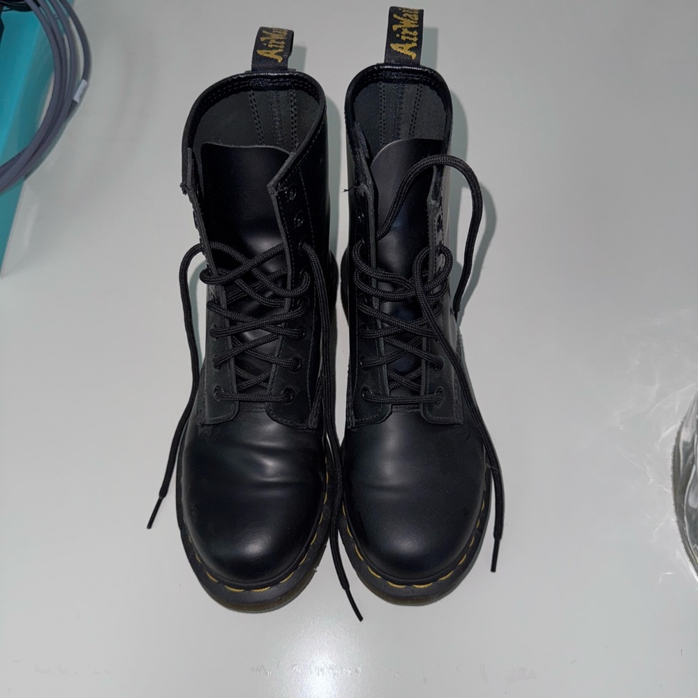 Dr. Martens 1460 Women 7